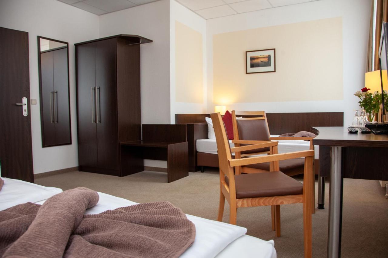 Seehotel Zum Loewen Strasen Екстер'єр фото